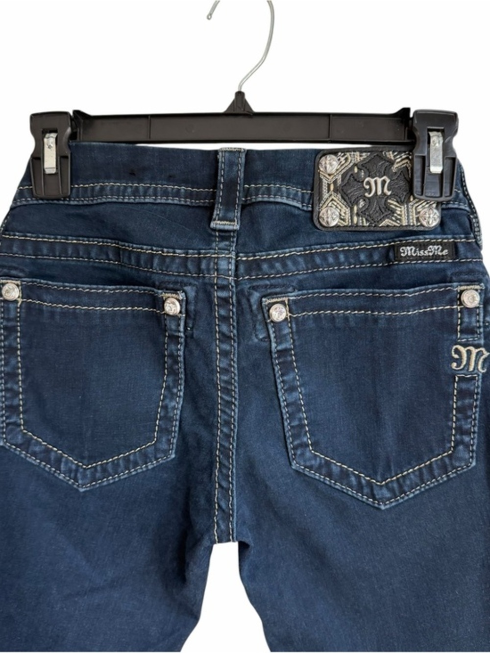 Miss Me signature skinny crop size 25 Jeans